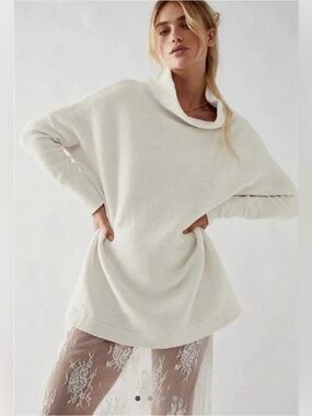 Free People Ottoman Slouchy Tunic Mock Neck Ribbed Knit Sweater Ivory Medium